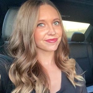 Meet your Posher, Brittney